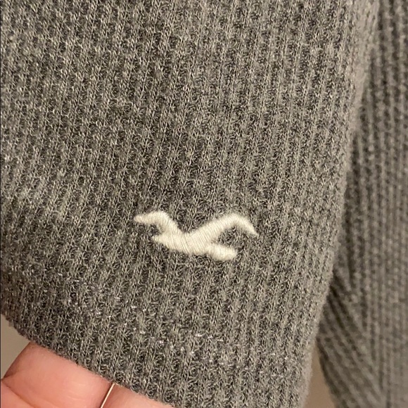 hollister striped long sleeve - Picture 2 of 3